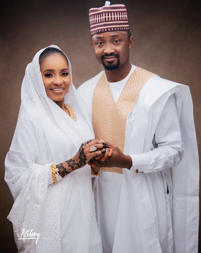 An Islamic couple on their wedding. Image Source: Instagram/Atilarystudio