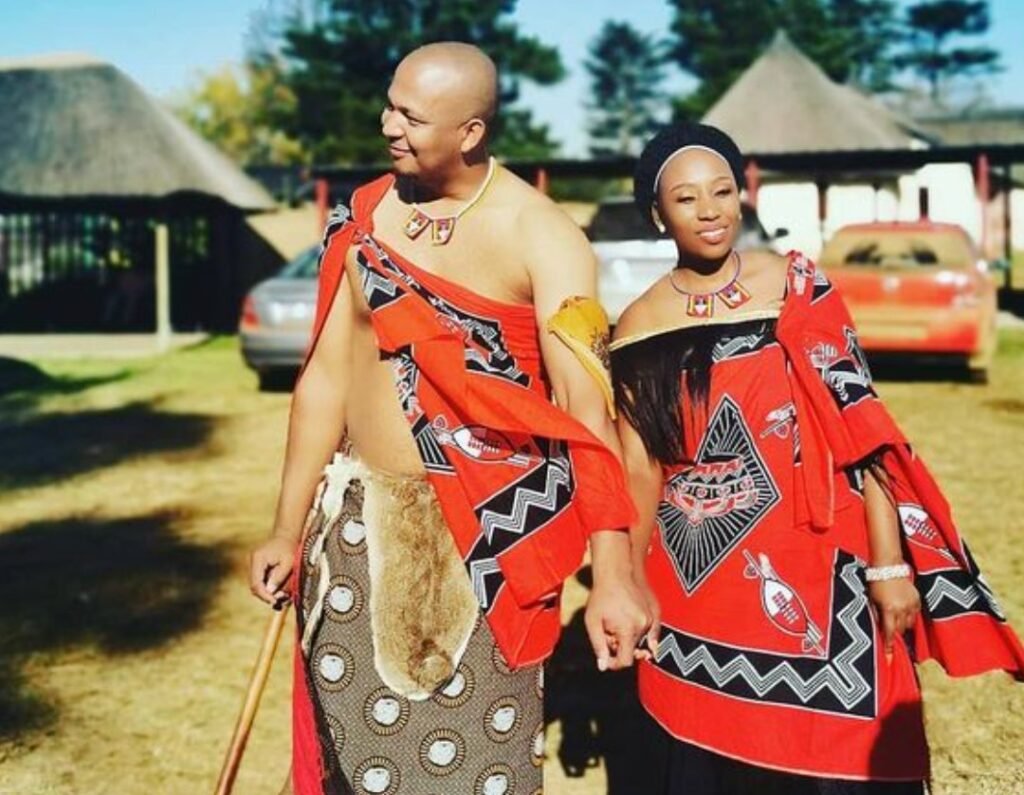 The latest style of Swazi shweshwe traditional outfit for men. Image Source: makeupwd.com