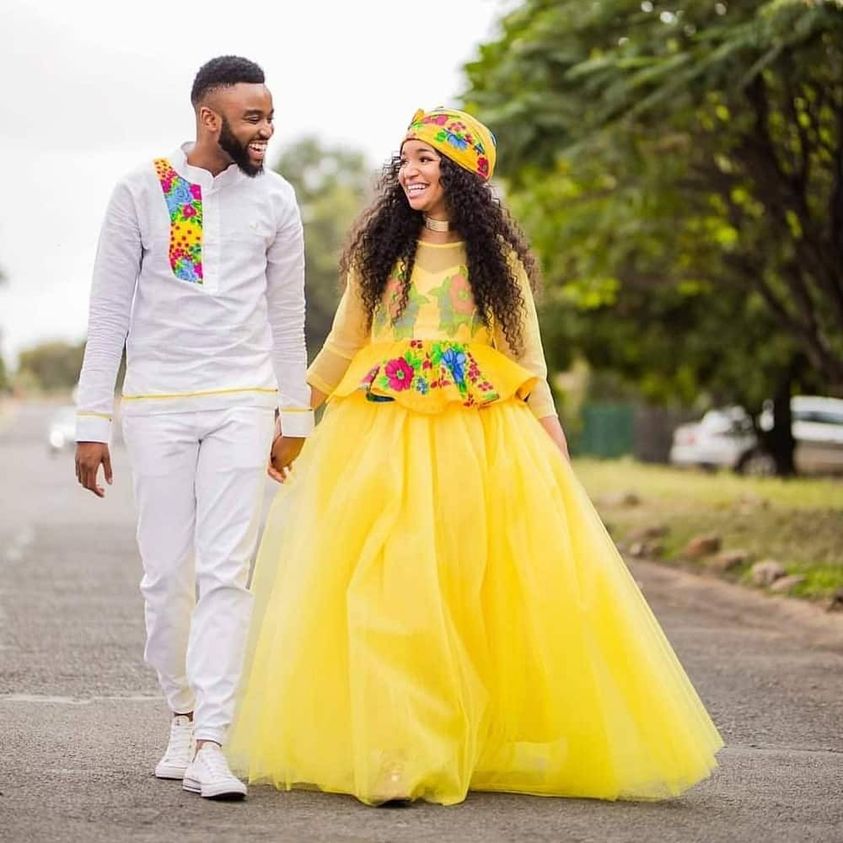 A happy Tsonga couple laughing while holding hands. Photo: @tsonga_women_winning Source: Instagram