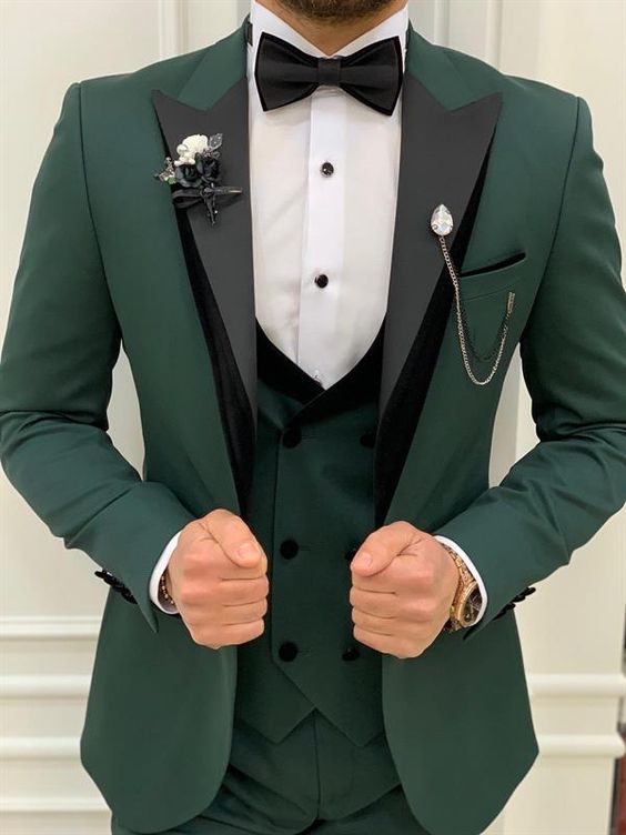 Italian Style Tuxedo Jacket Vest Pants Bow Tie - Green. Image: parez.com