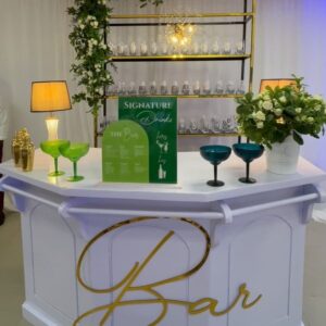 Cocktails & Essentials Gh