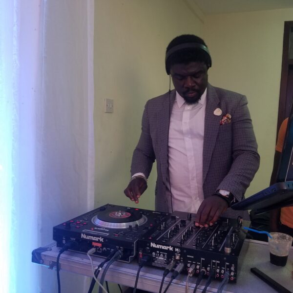 DJ Amachi - Image 6