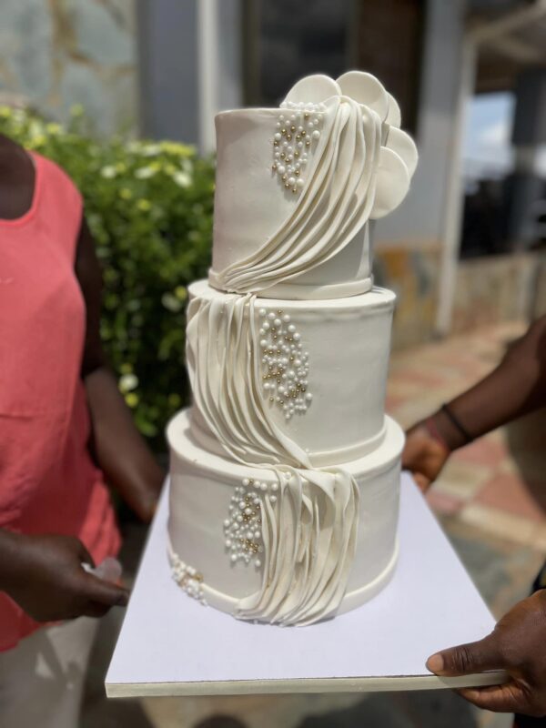 Devine Cakes Gh - Image 15