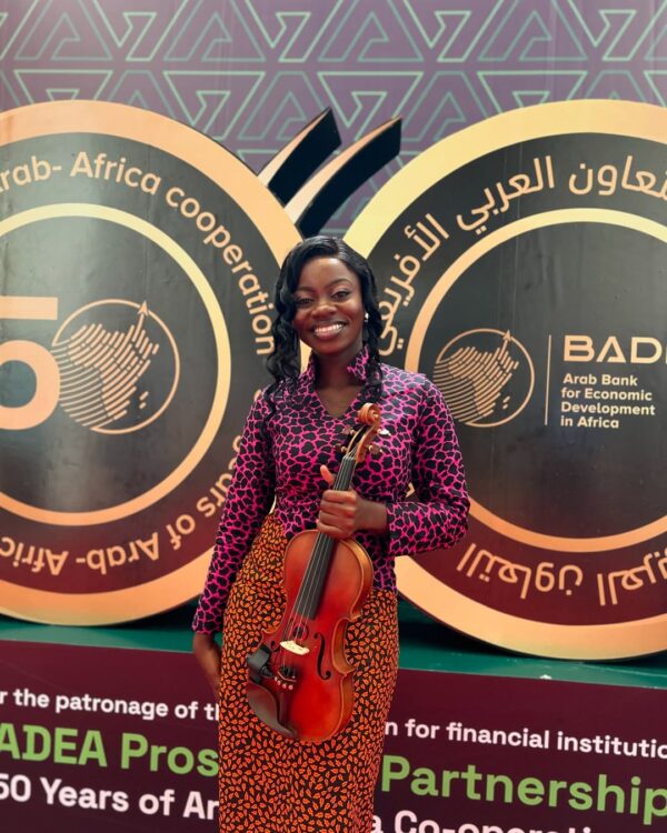 NaaNa The Violinist - Image 20
