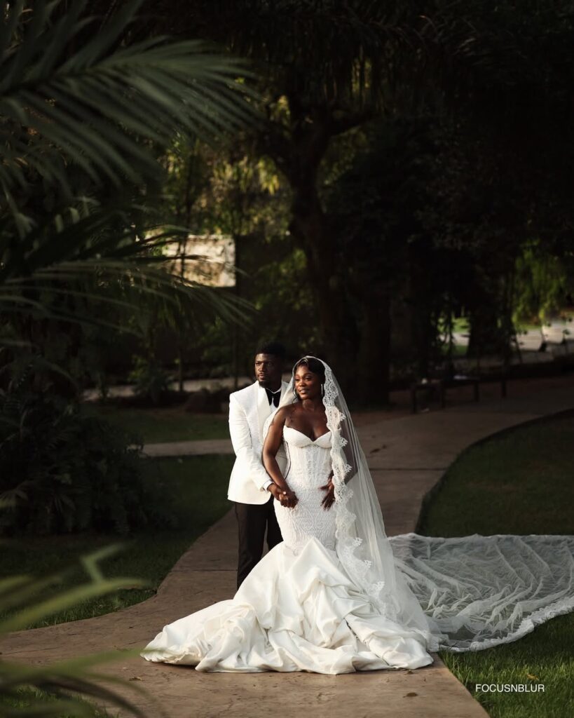 The wedding of Prince and Diane. Image Source: FocusnBlur