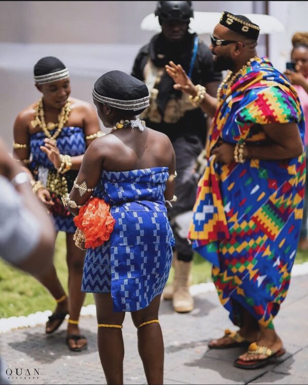 Celebrity Kete Dancers - Image 16
