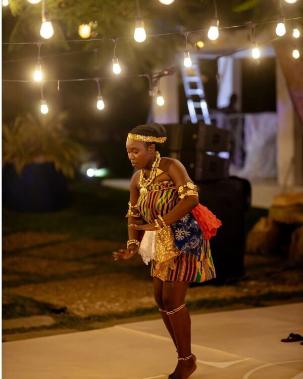 Celebrity Kete Dancers - Image 19