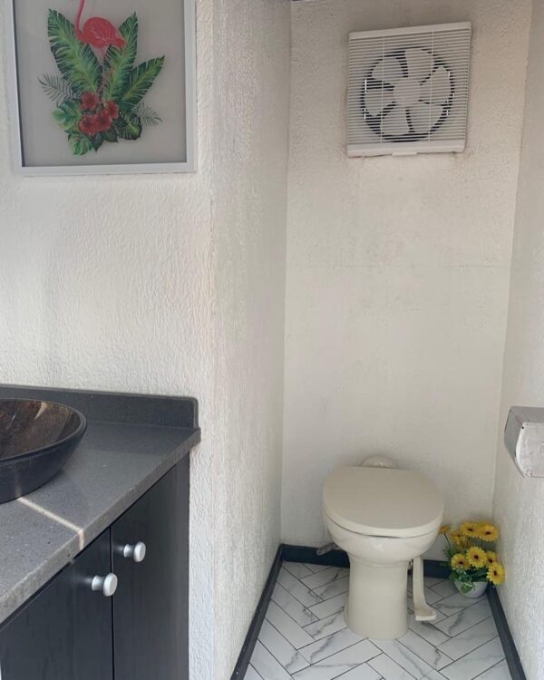 BlackGate Restrooms - Image 23