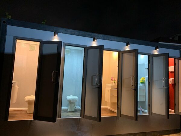 BlackGate Restrooms - Image 35