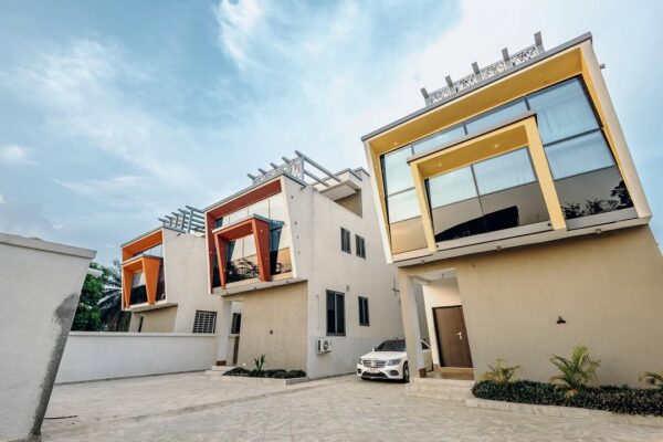 Floa Residence & Events Centre