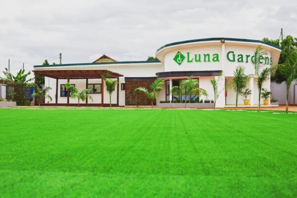 Luna Gardens GH
