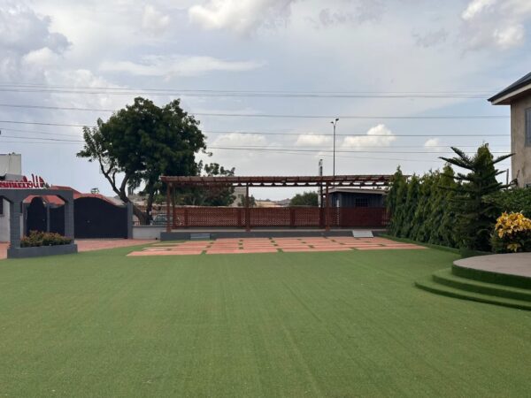 Luna Gardens GH - Image 15