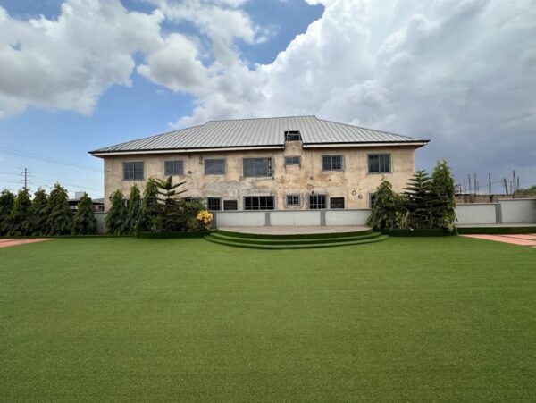 Luna Gardens GH - Image 6