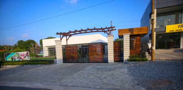 Pearly Gate Gardens - Image 5