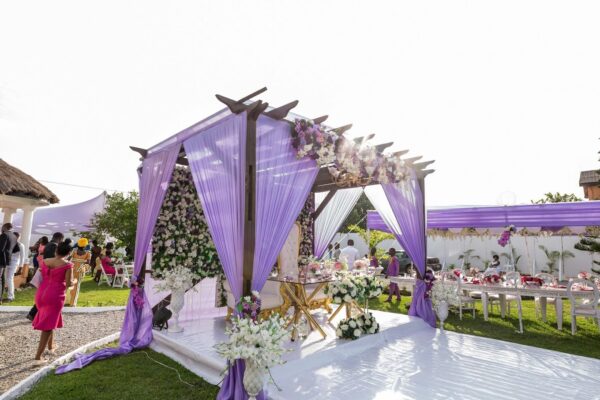 Queen's Court Event Centre - Image 7