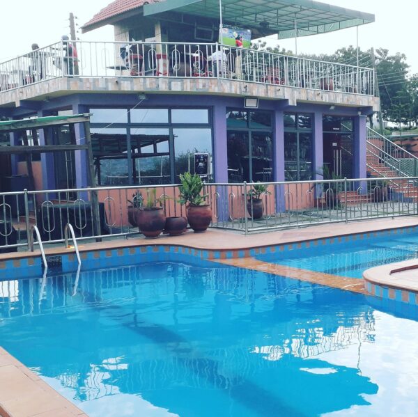 Triple Hill Hotel - Image 21
