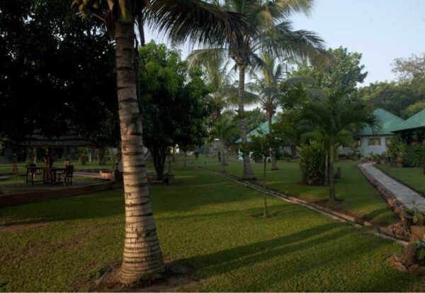 Adi Lake Resort - Image 11