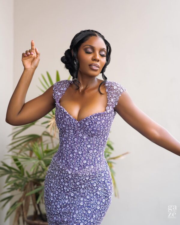 Angela Hayford - Image 17