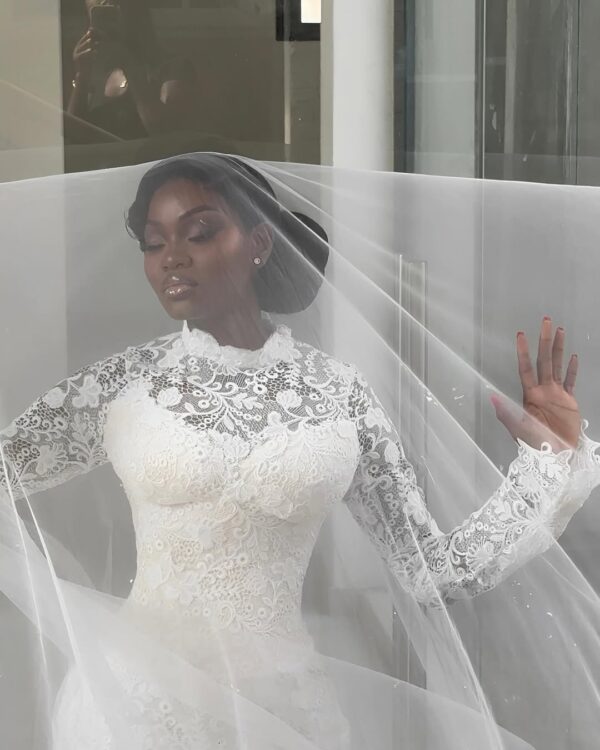 Angela Hayford - Image 6