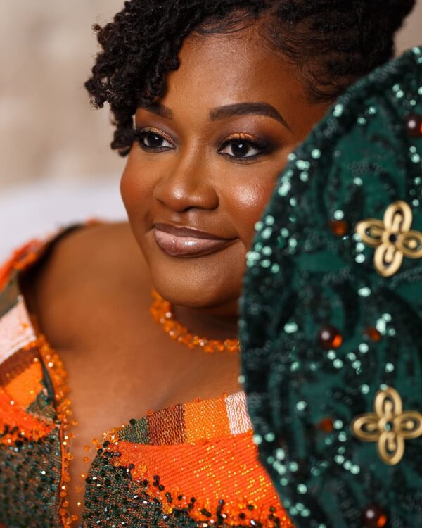 Angela Hayford - Image 25