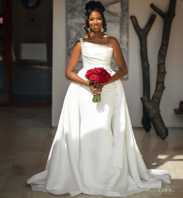Angela Hayford - Image 26
