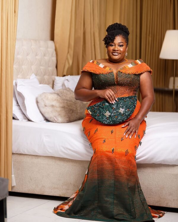 Angela Hayford - Image 28