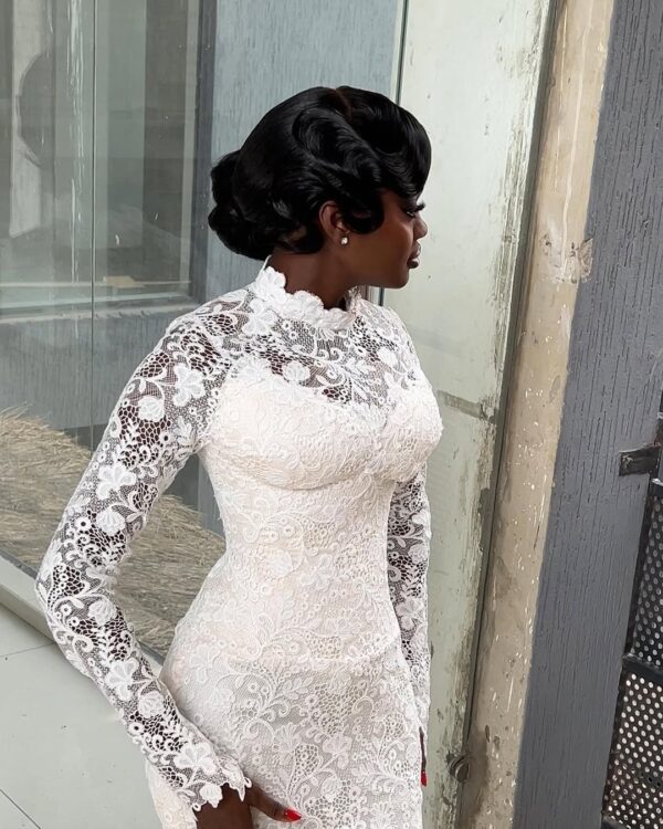 Angela Hayford - Image 9