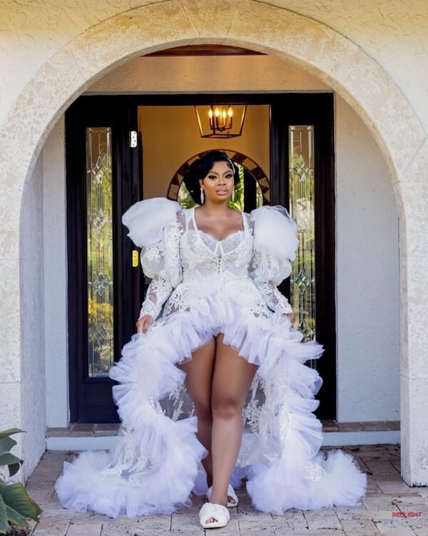 Avant La Robe - Image 17