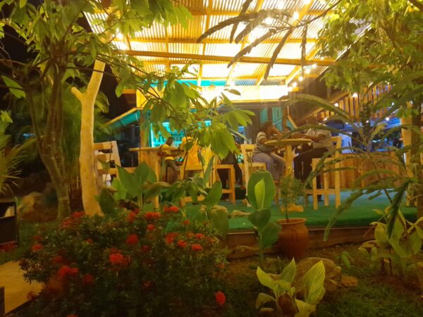 Aylos Bay Garden Restaurant and Lodge - Image 8