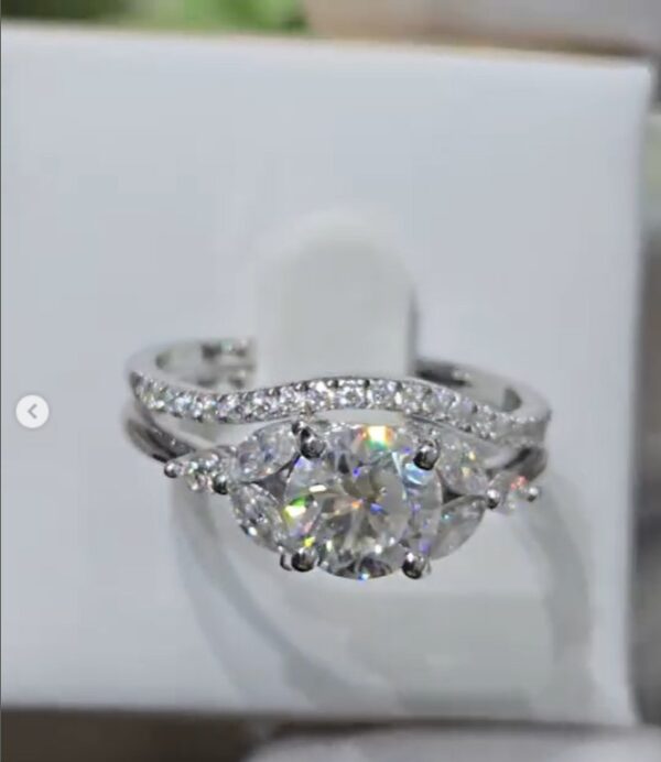 Beyond Diamonds - Image 8