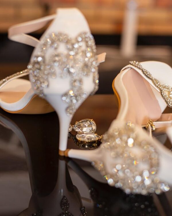 Licent Bridals - Image 28