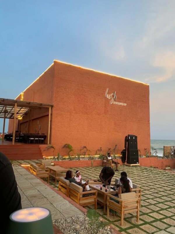 Lush on the Coast - Image 21