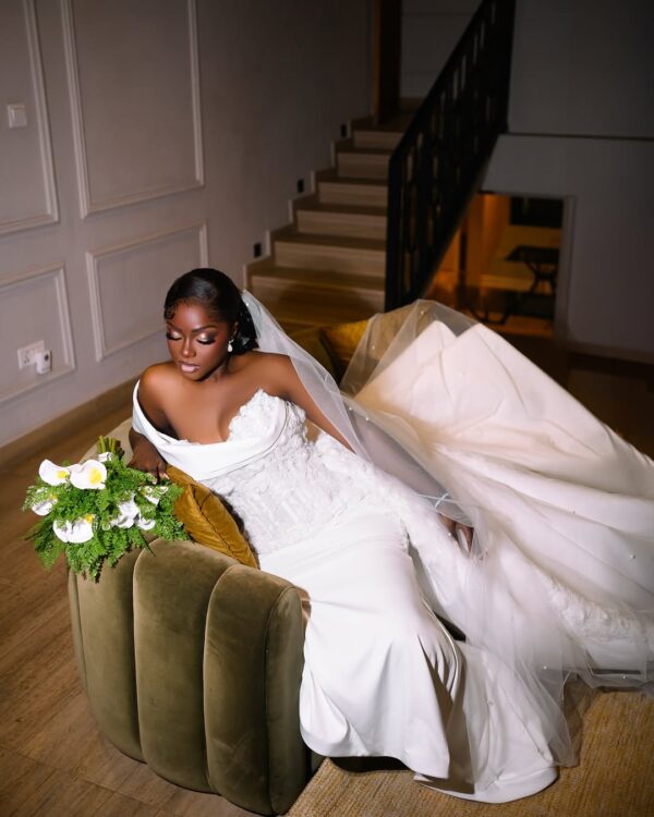 Motion and Stills (Moments on the Aisle) - Image 37