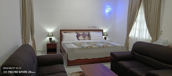 New Leaders Hotel and Event Centre - Image 4