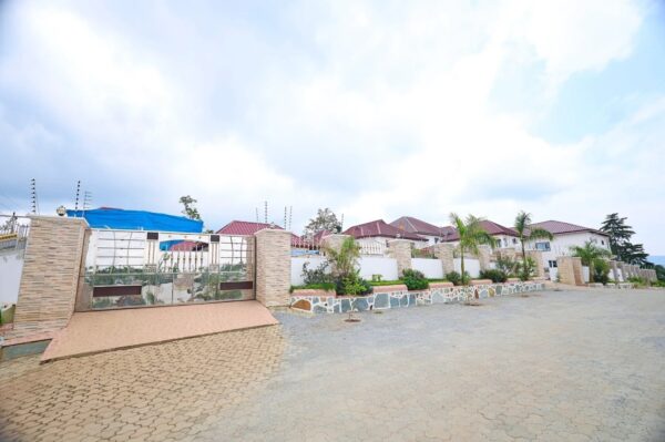 New Leaders Hotel and Event Centre - Image 6