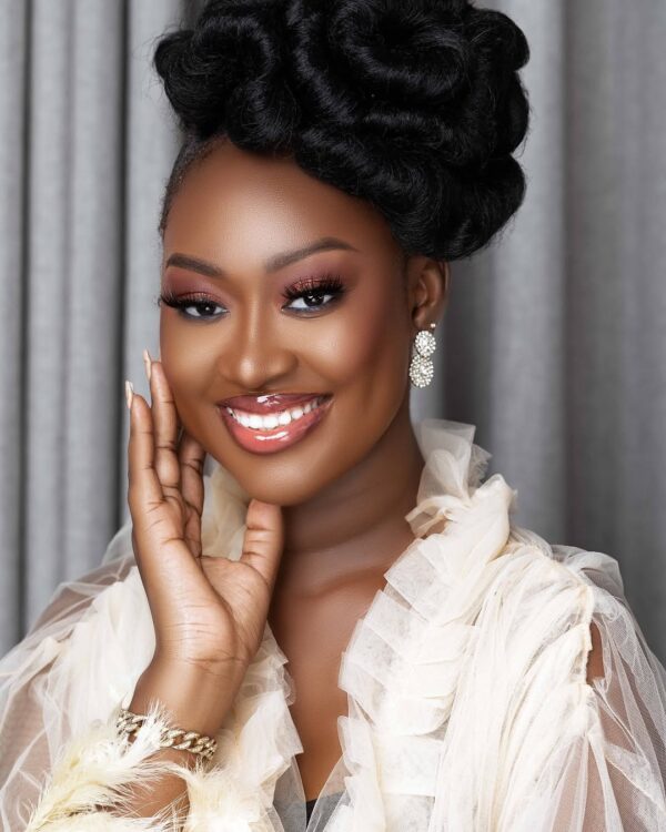 Sheibridal (Makeup, Hair, Nails) - Image 36