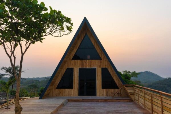 Volta Peak Cabins - Image 5