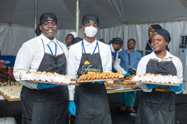 Elite Professional Waiters - Image 8