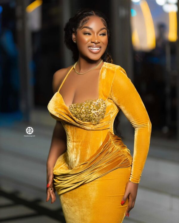 Bloom by Edzi (Edzi Woman) - Image 19