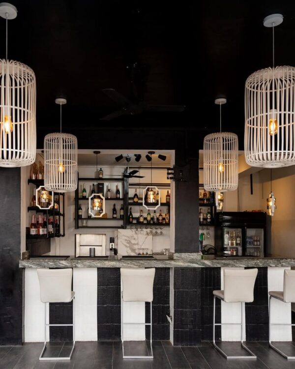 Scenic Restaurant, Bar & Cafe - Image 15
