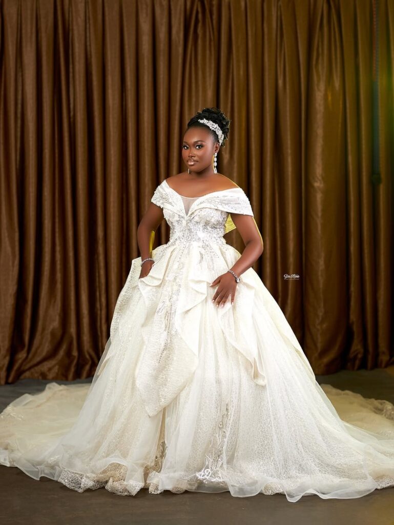 Petesy Ghana is one of the popular bridal shops in Ghana that rents and sells wedding gowns at affordable prices. 
Image Source: Instagram/petesyghana