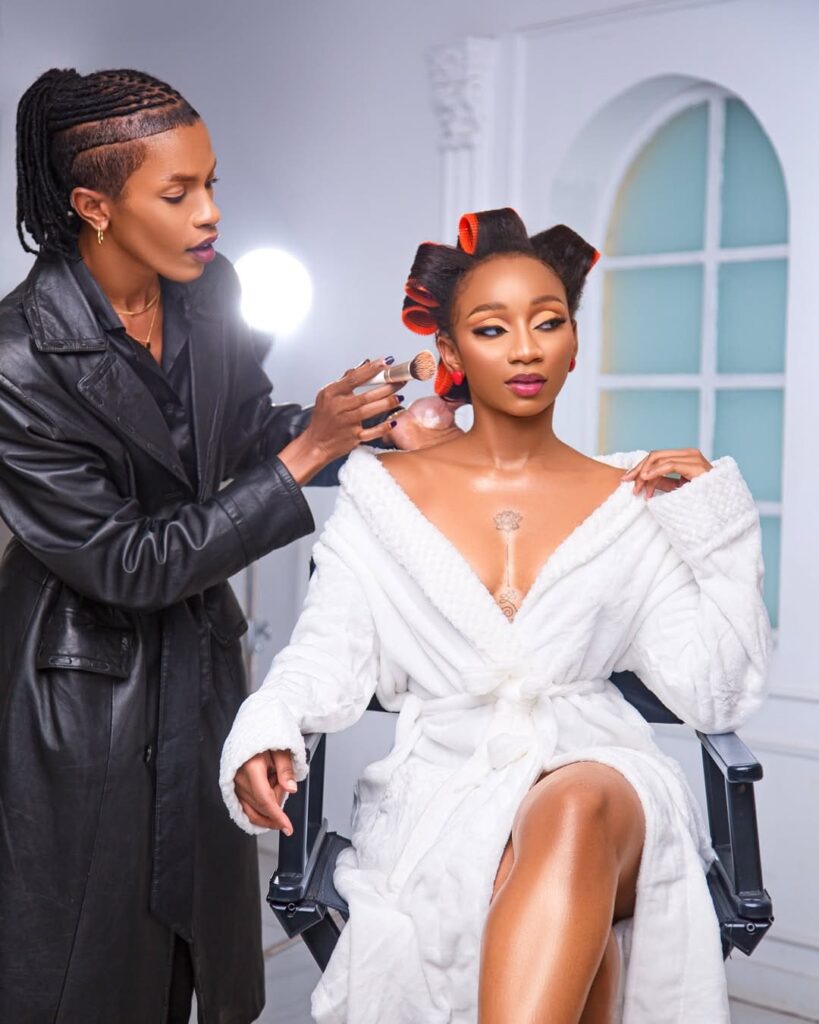 Dennis Karuri is the founder and creative director of Makeup by Dennis. Image Sources: Instagram/@_denniskaruri