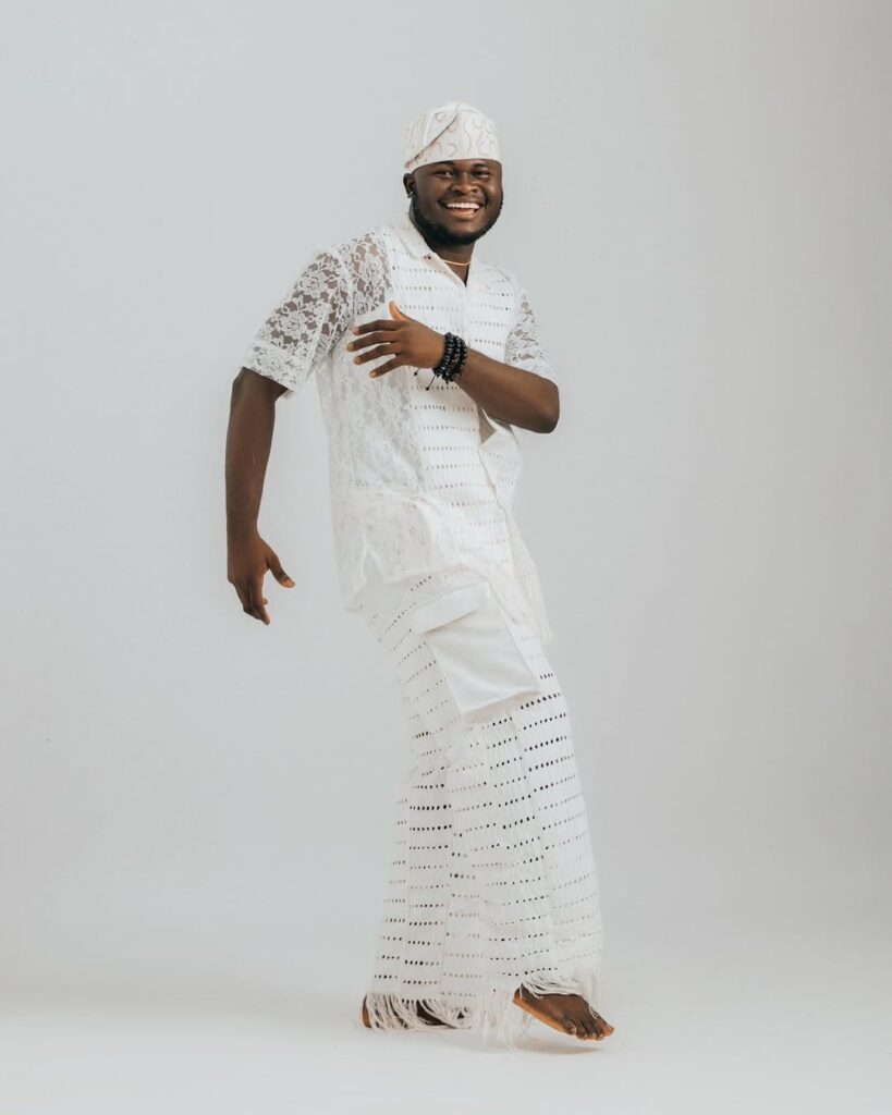 King Tolulope is the founder, CEO, and creative director of Oni Gele Craft, a bridal gele styling company in Nigeria. Image Source: Instagram/@tolutunez